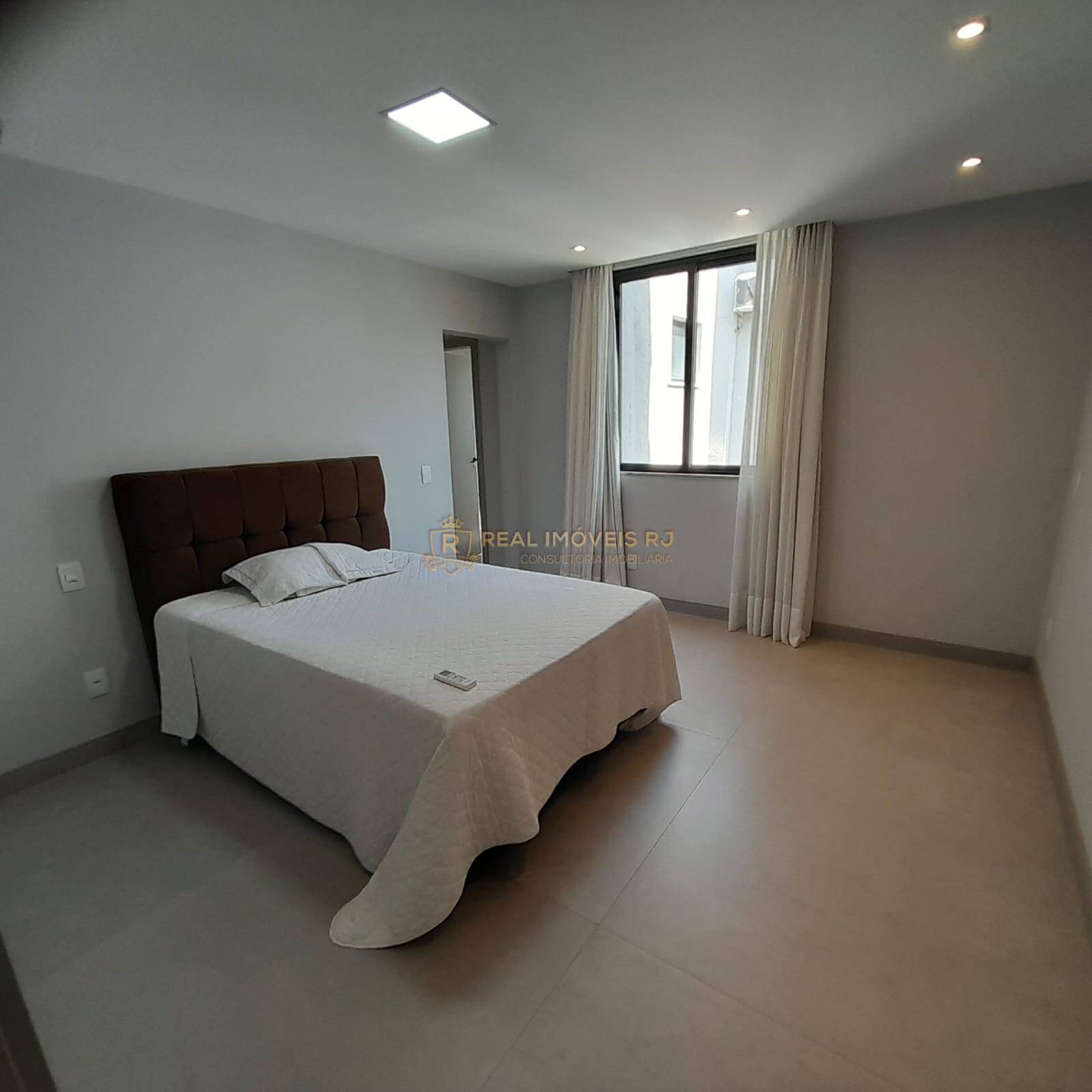 Casa à venda com 3 quartos, 420m² - Foto 29