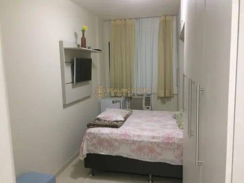 Apartamento à venda com 2 quartos, 70m² - Foto 15