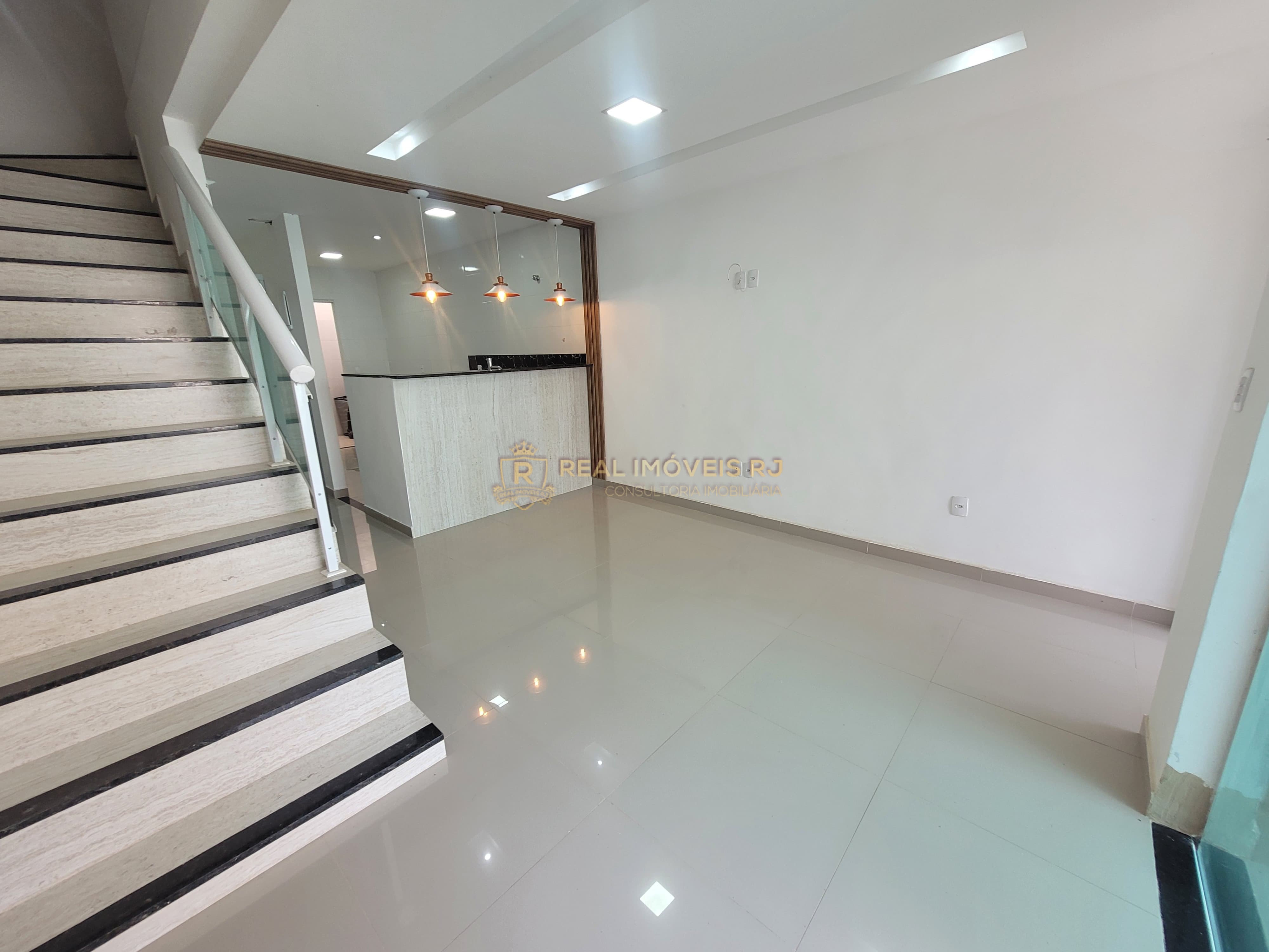 Casa à venda com 4 quartos, 135m² - Foto 5