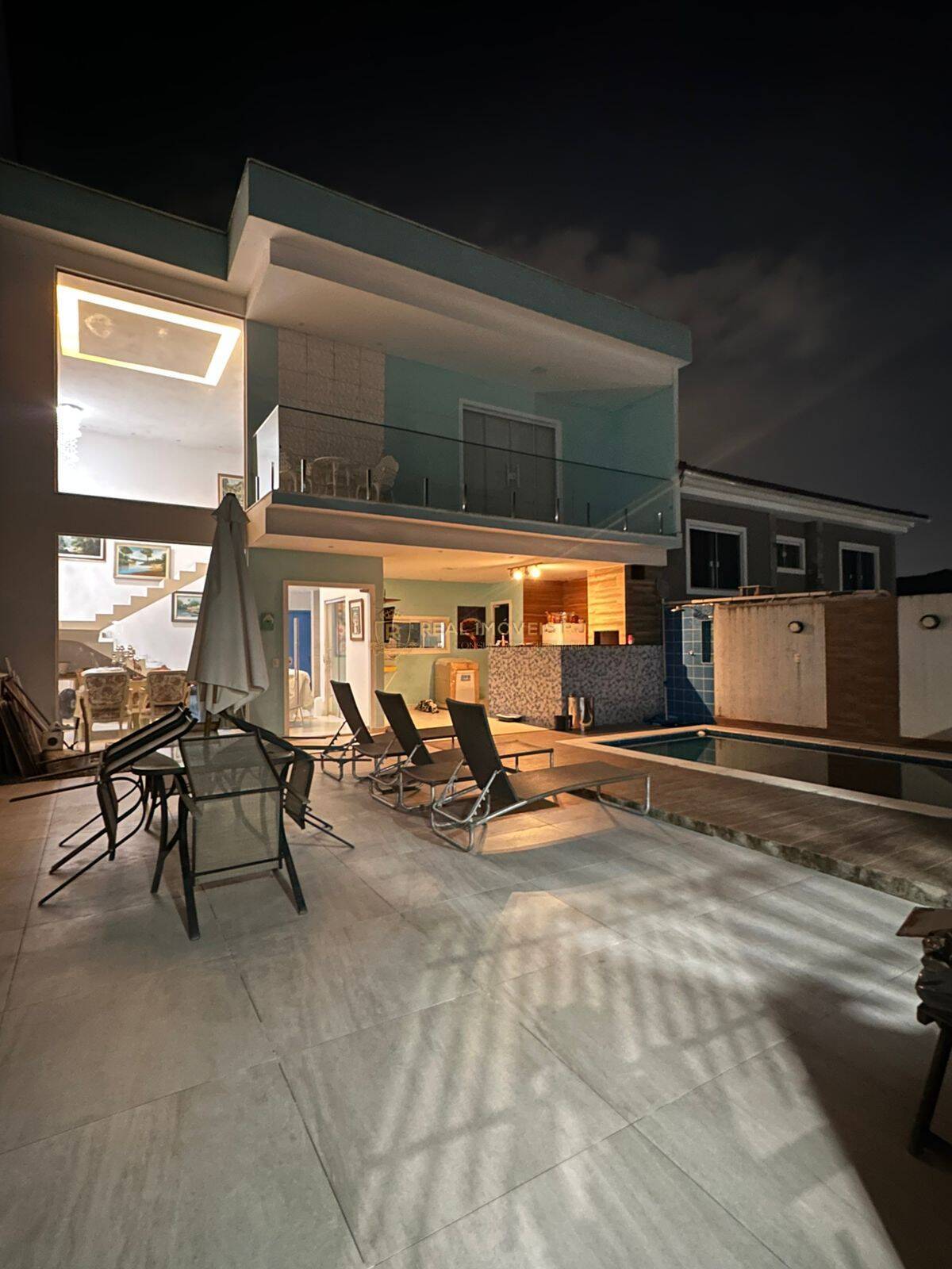 Casa, 3 quartos, 260 m² - Foto 1