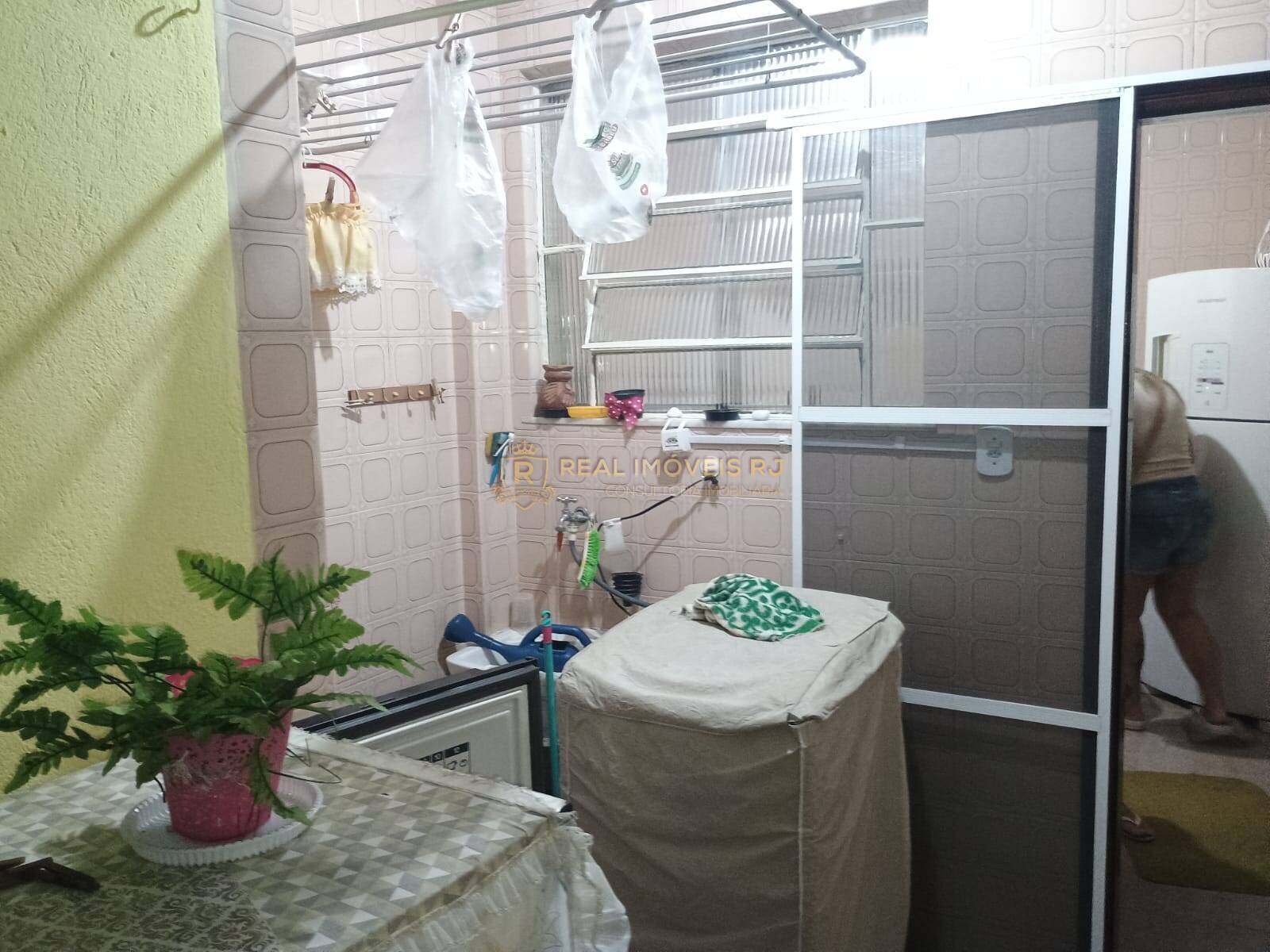 Apartamento para alugar com 2 quartos, 60m² - Foto 13