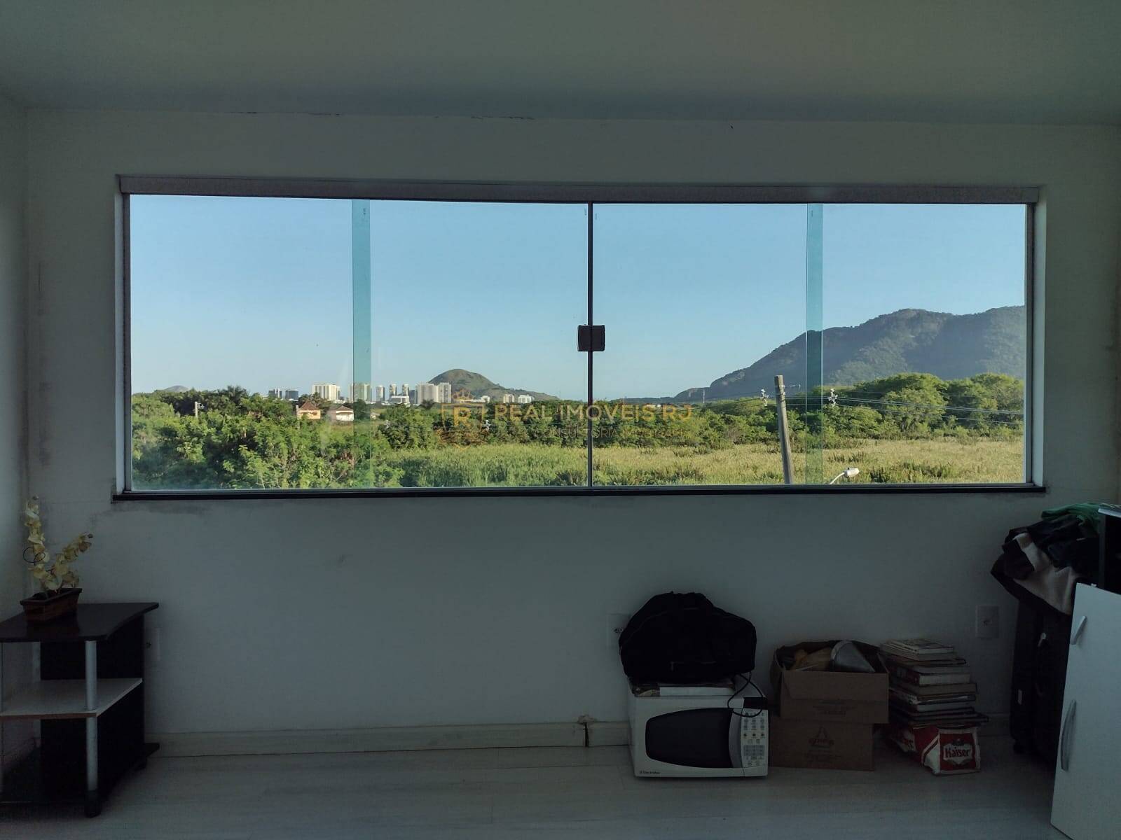 Casa à venda com 3 quartos, 270m² - Foto 9