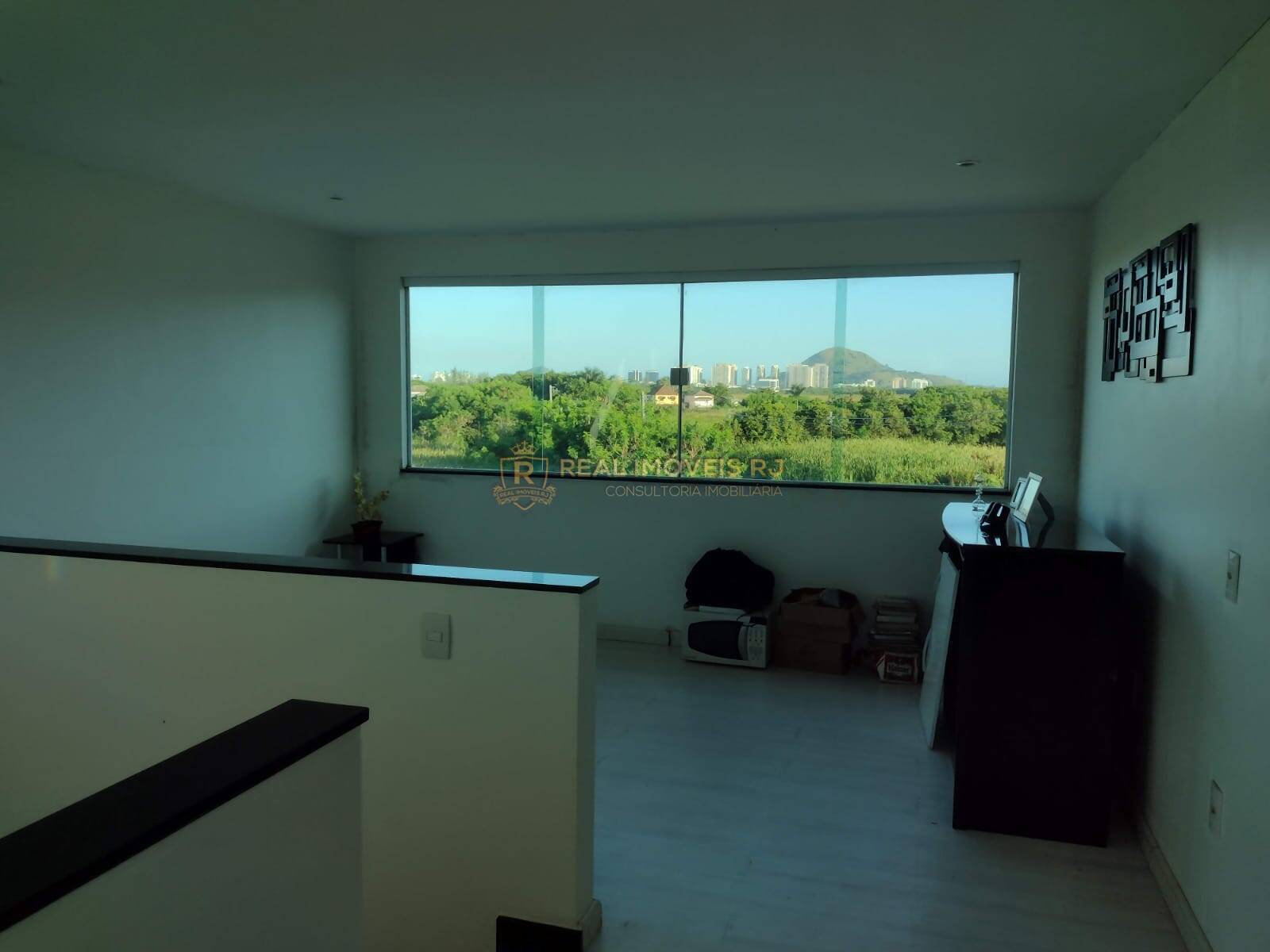 Casa à venda com 3 quartos, 270m² - Foto 8