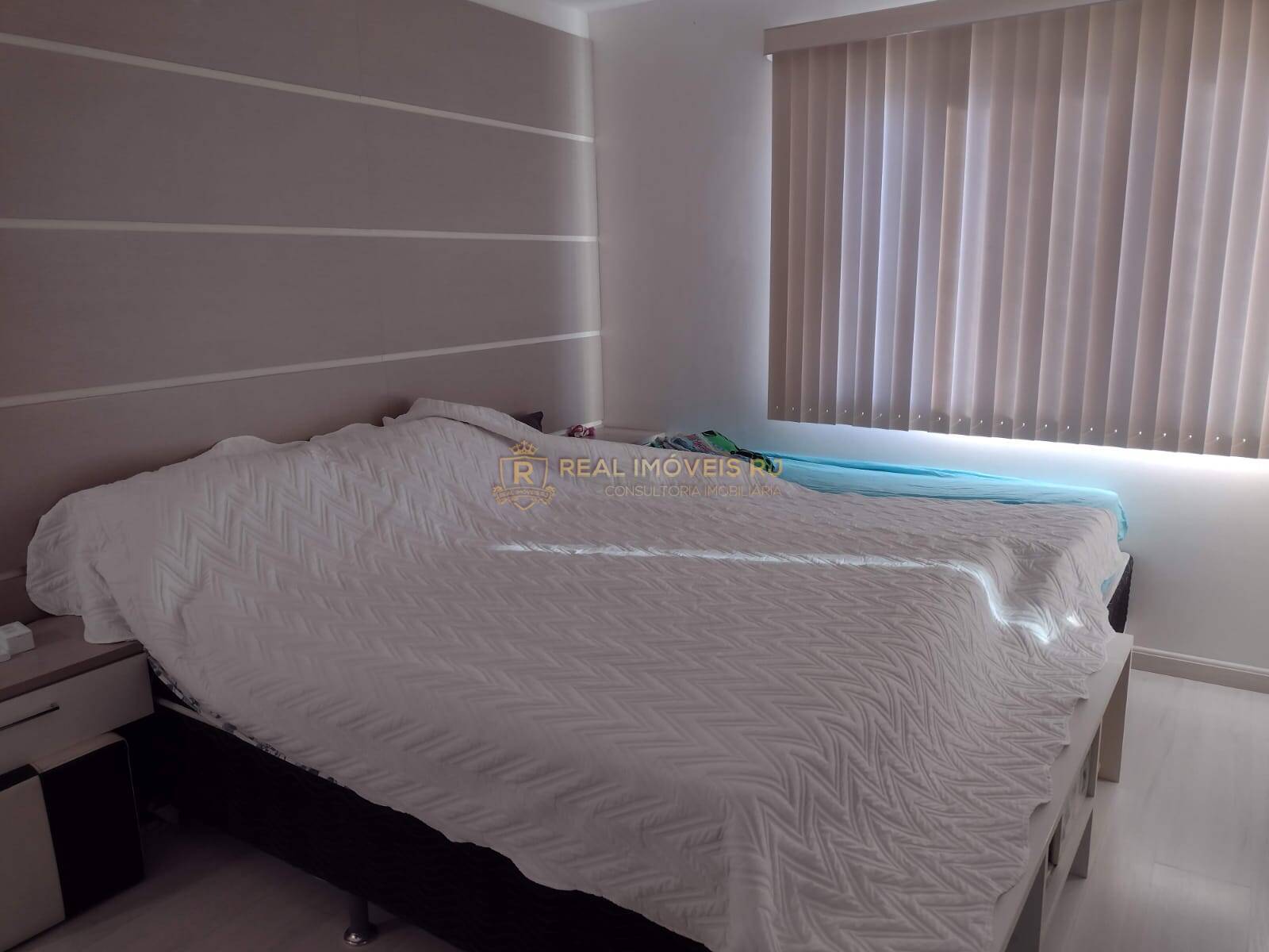 Casa à venda com 3 quartos, 270m² - Foto 43