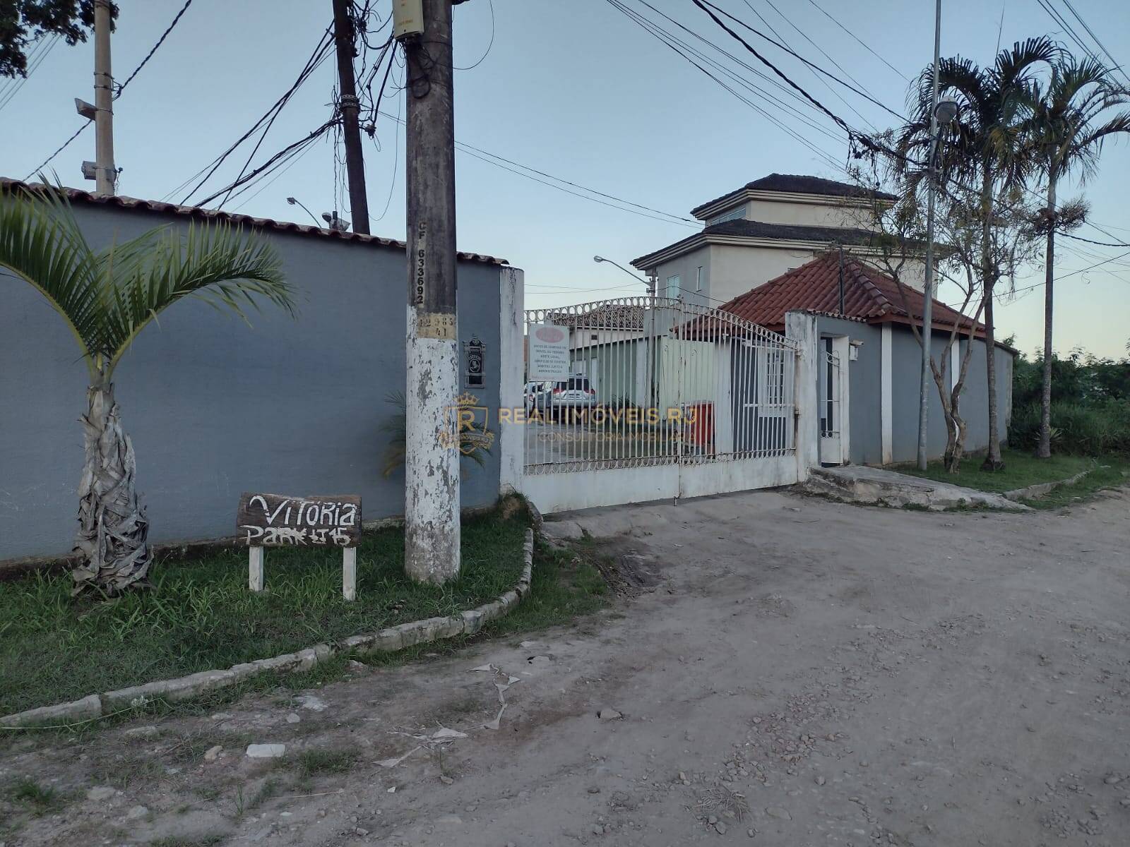 Casa à venda com 3 quartos, 270m² - Foto 46