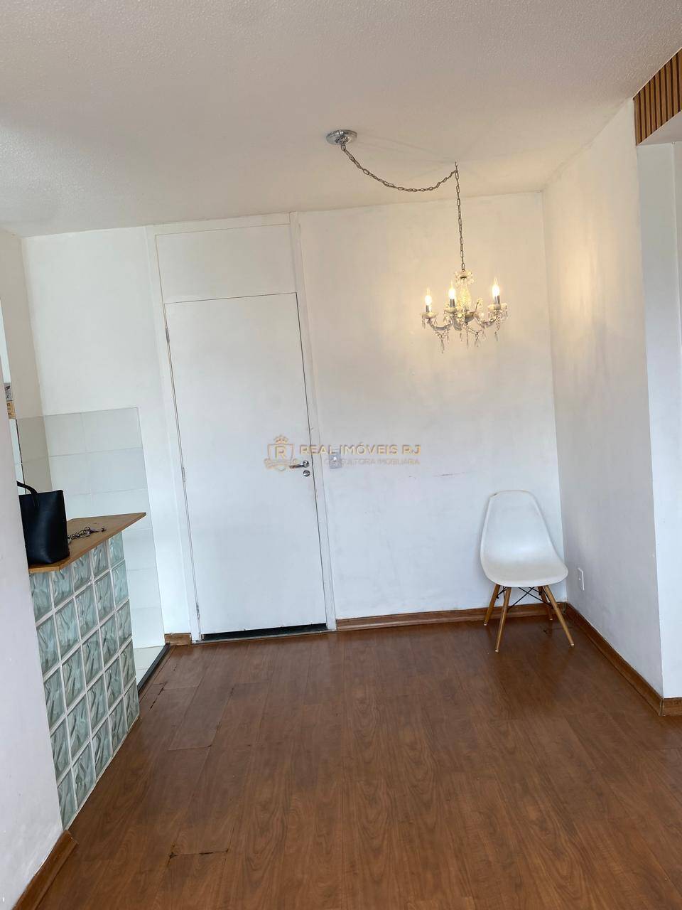 Apartamento à venda com 2 quartos, 48m² - Foto 2