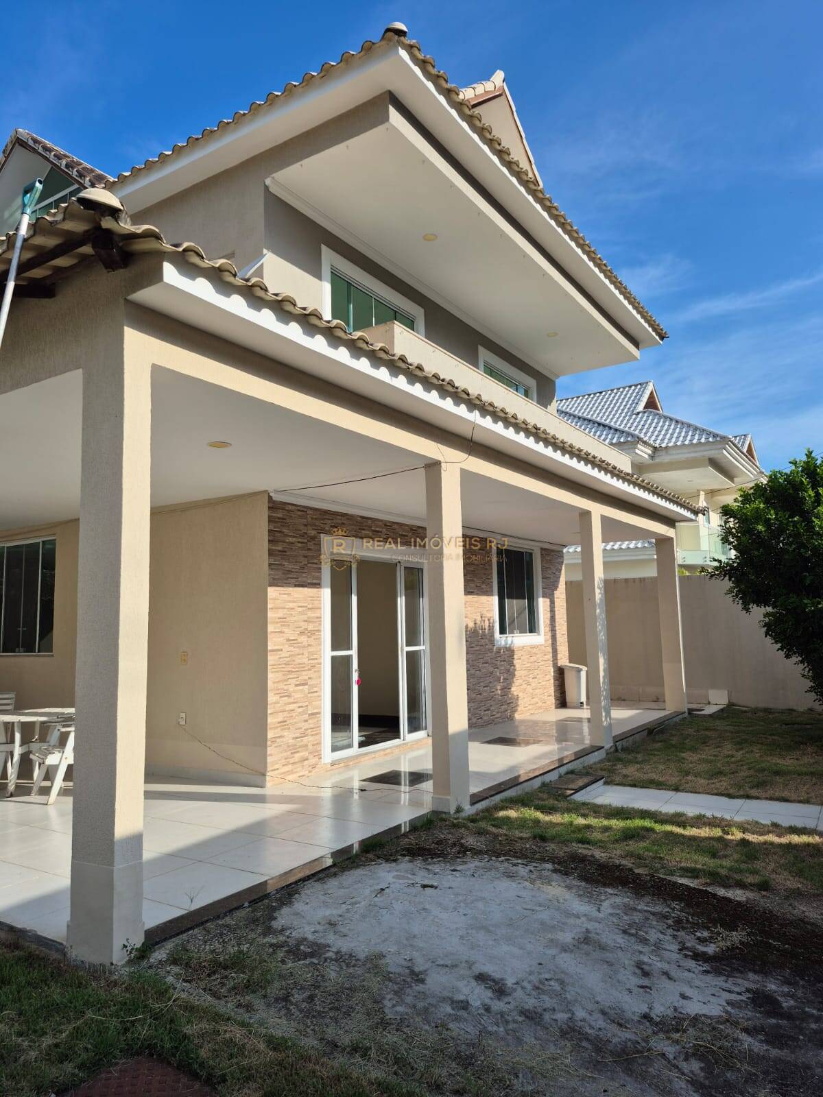 Casa à venda com 5 quartos, 400m² - Foto 1