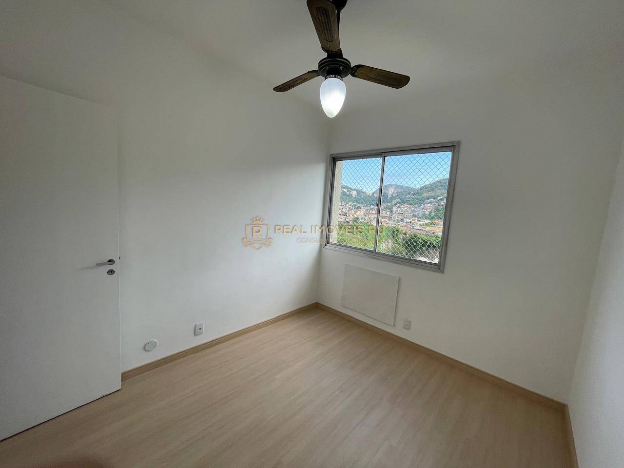 Apartamento à venda com 2 quartos, 65m² - Foto 6