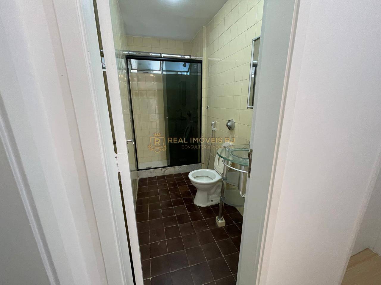 Apartamento à venda com 2 quartos, 65m² - Foto 10
