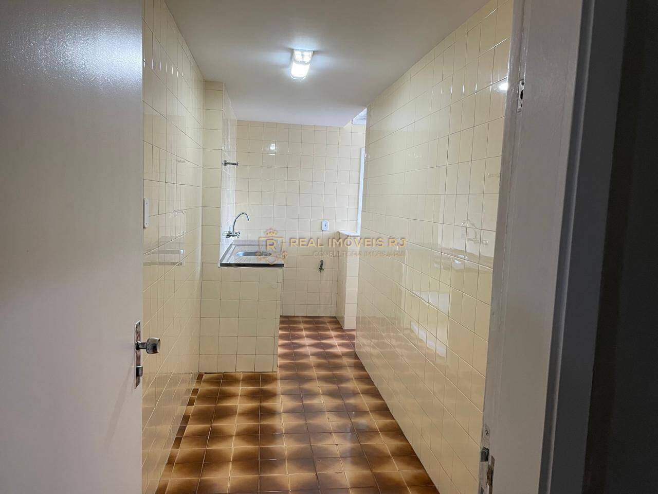 Apartamento à venda com 2 quartos, 65m² - Foto 12
