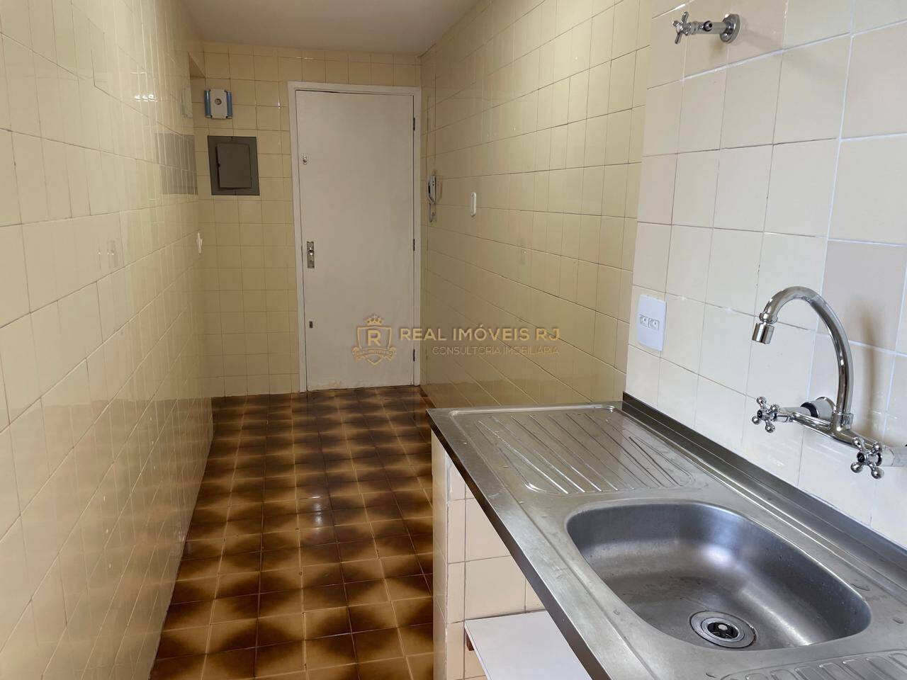 Apartamento à venda com 2 quartos, 65m² - Foto 13