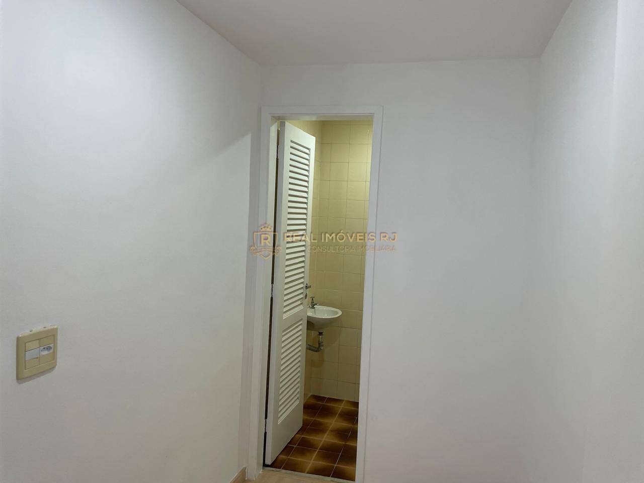 Apartamento à venda com 2 quartos, 65m² - Foto 18