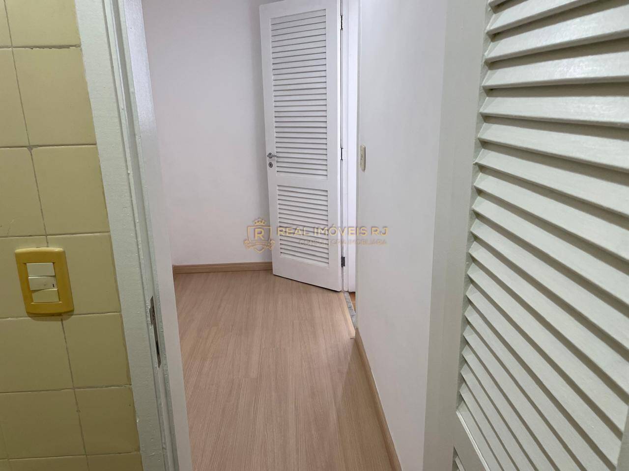 Apartamento à venda com 2 quartos, 65m² - Foto 20
