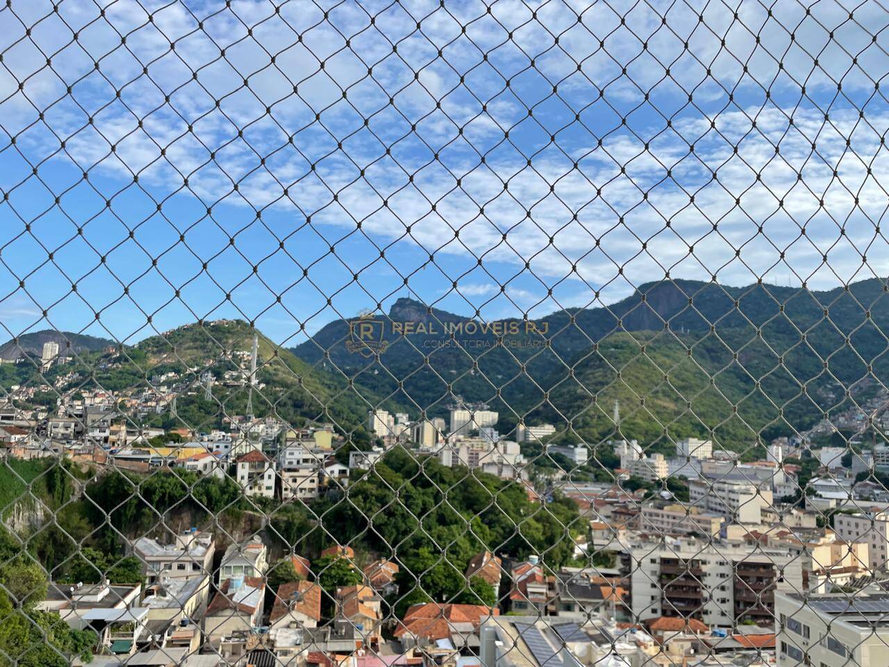 Apartamento à venda com 2 quartos, 65m² - Foto 24