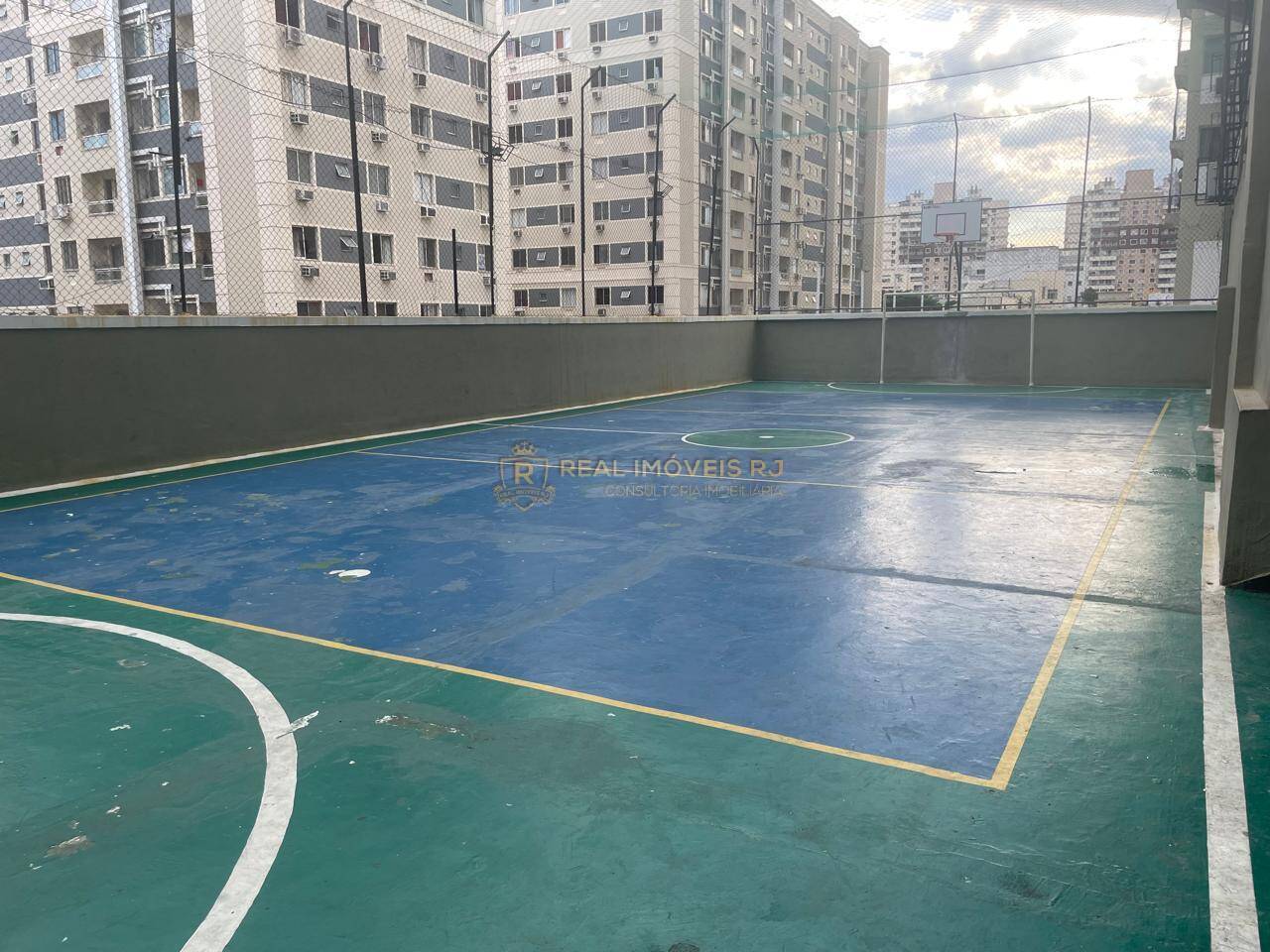 Apartamento à venda com 2 quartos, 65m² - Foto 28