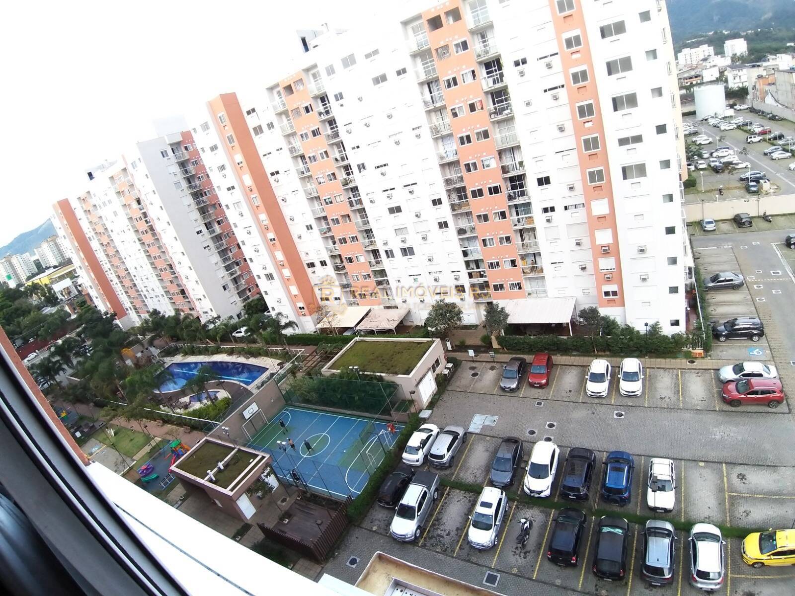 Apartamento à venda com 2 quartos, 70m² - Foto 4