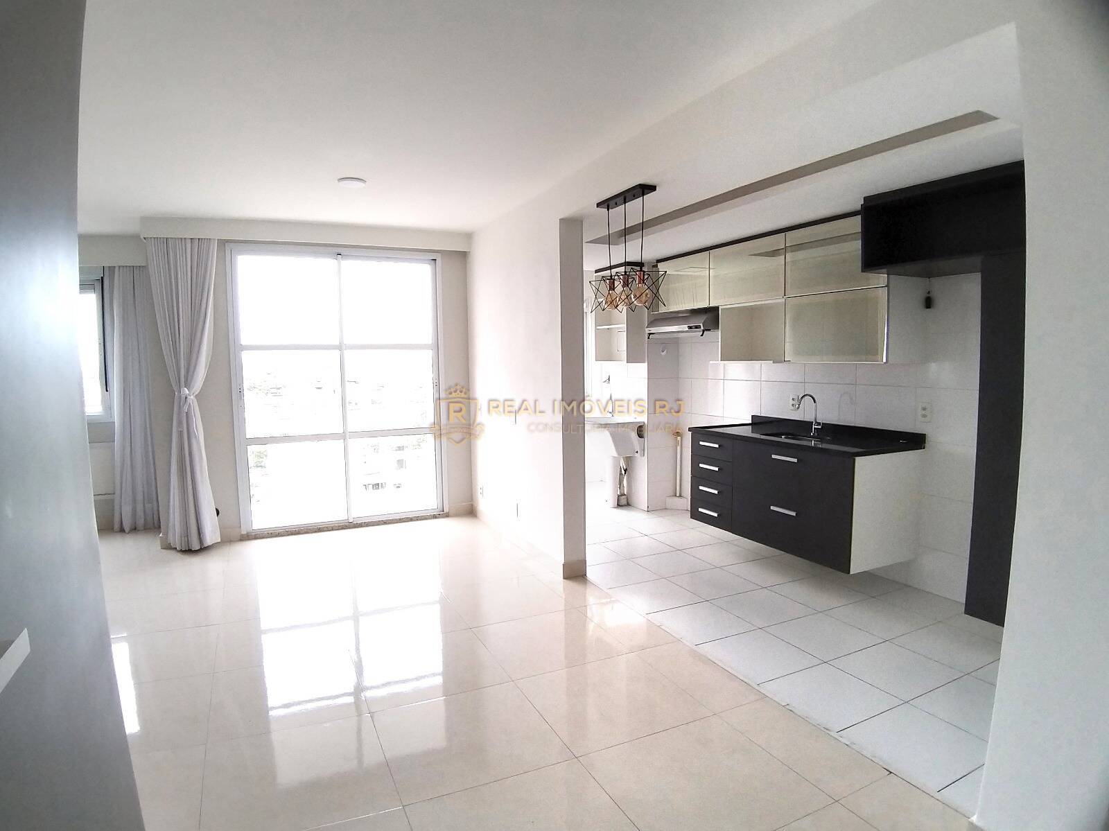 Apartamento à venda com 2 quartos, 70m² - Foto 5