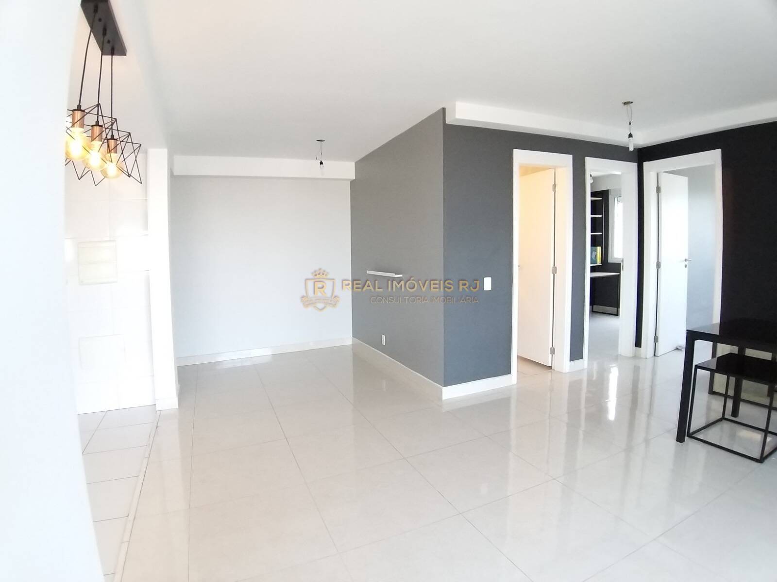 Apartamento à venda com 2 quartos, 70m² - Foto 7
