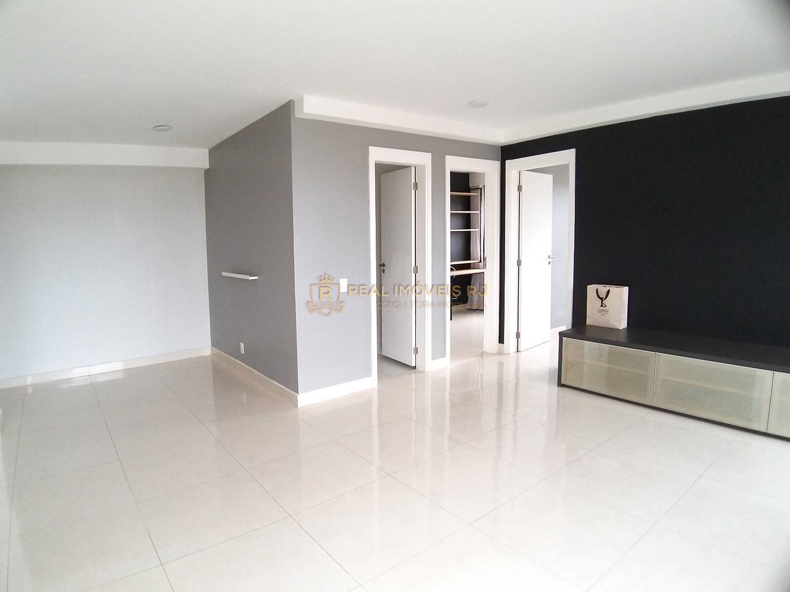 Apartamento à venda com 2 quartos, 70m² - Foto 9