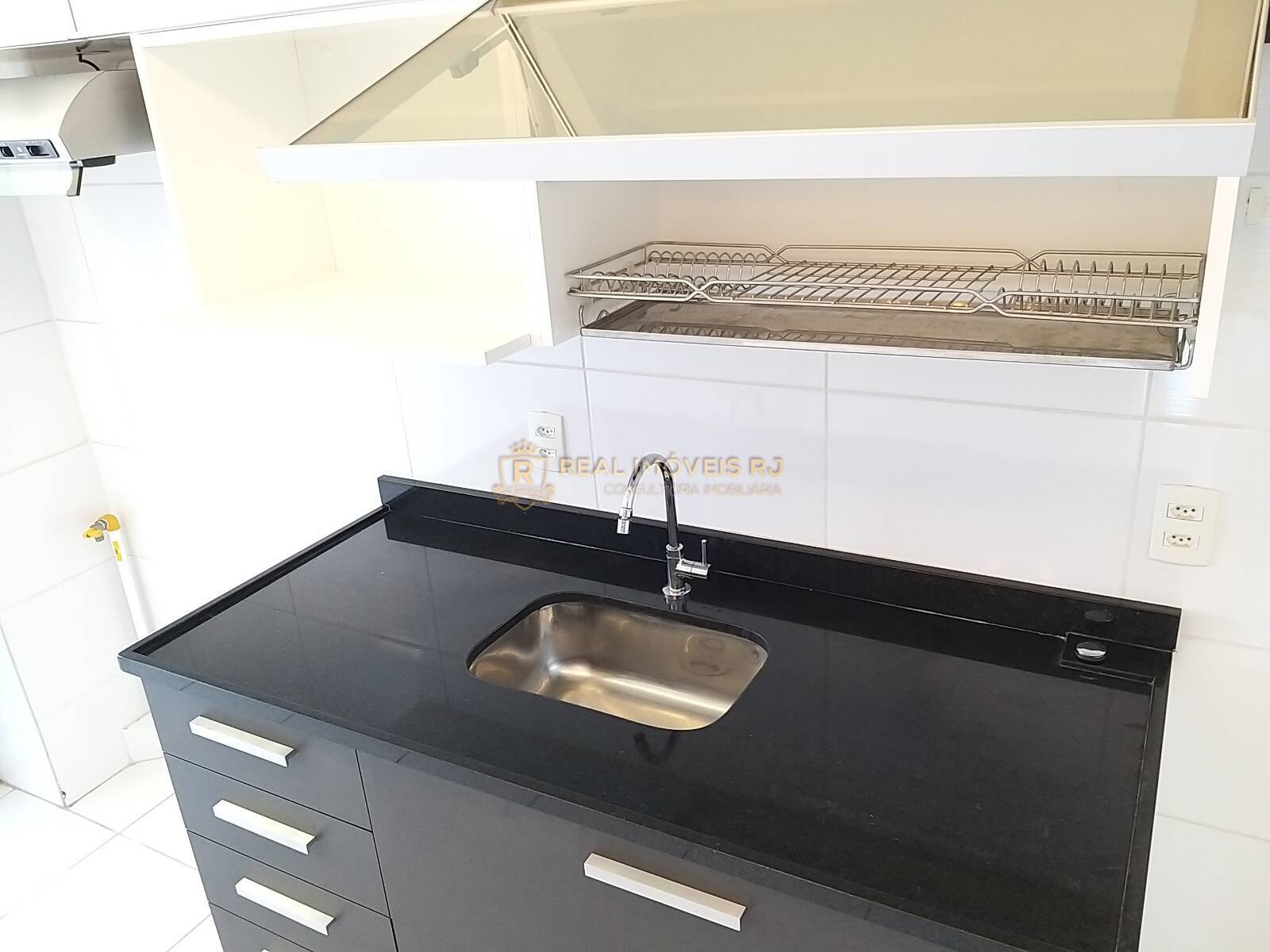 Apartamento à venda com 2 quartos, 70m² - Foto 14