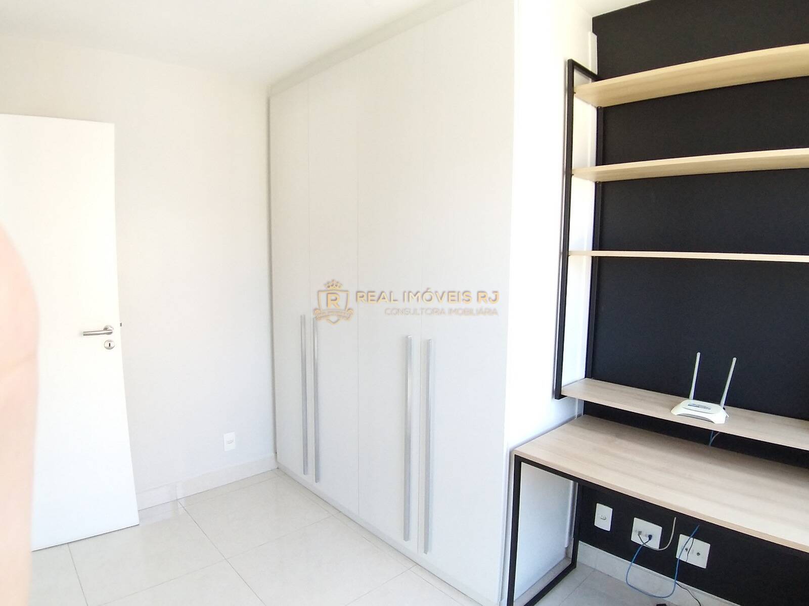 Apartamento à venda com 2 quartos, 70m² - Foto 15