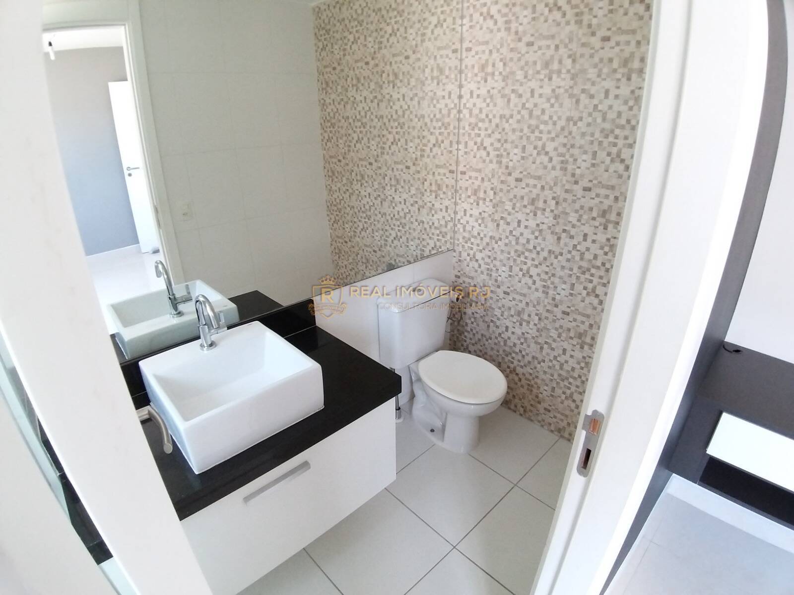 Apartamento à venda com 2 quartos, 70m² - Foto 21