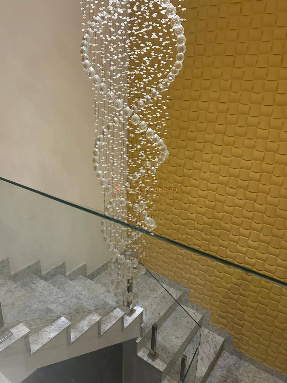 Casa à venda com 3 quartos, 430m² - Foto 7