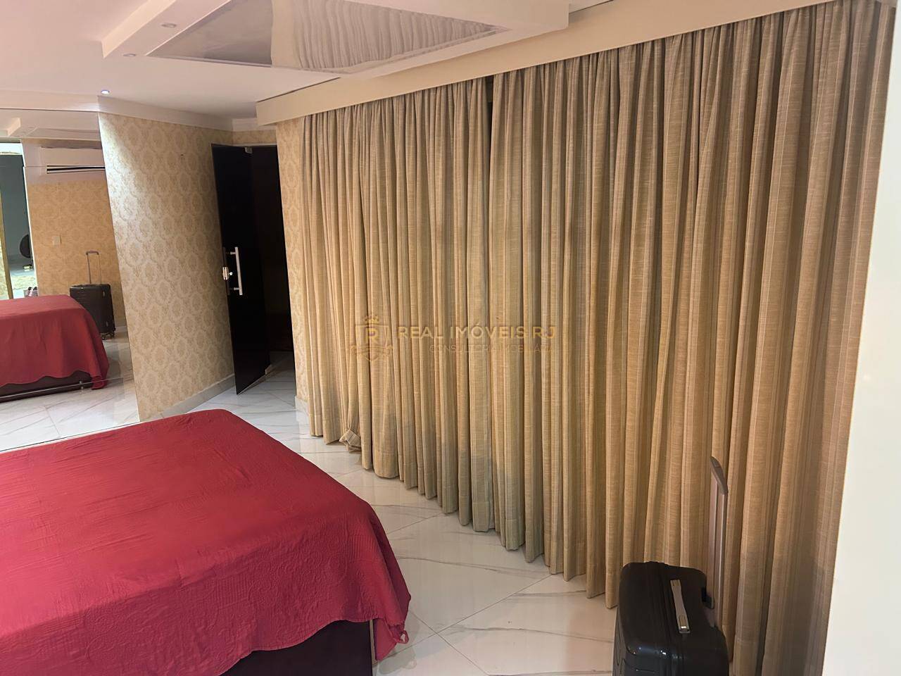 Casa à venda com 3 quartos, 430m² - Foto 9
