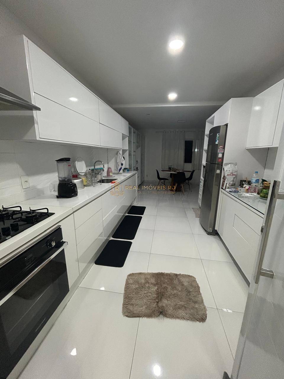 Casa à venda com 3 quartos, 430m² - Foto 8