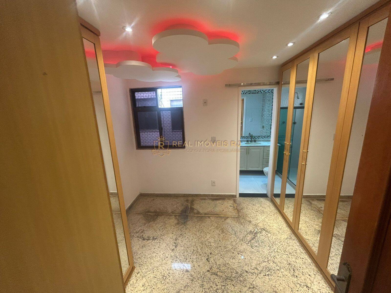 Apartamento para alugar com 3 quartos, 360m² - Foto 23
