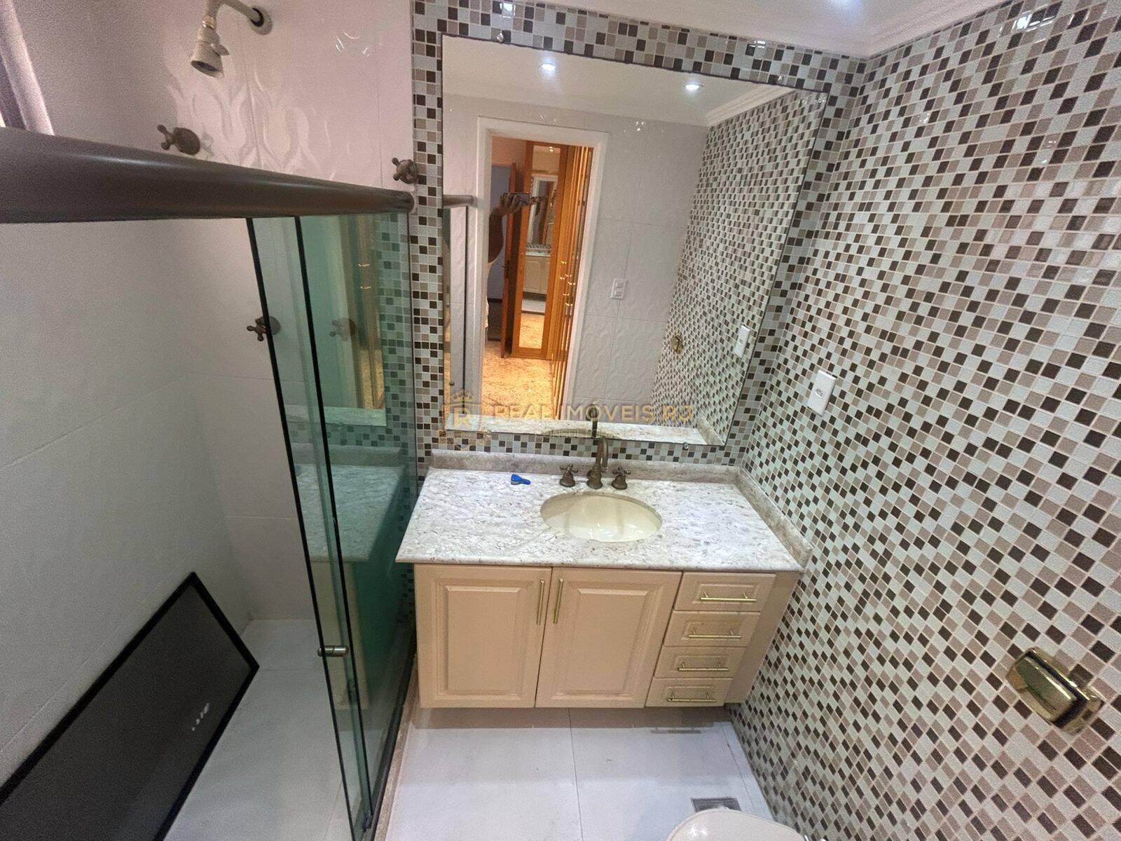 Apartamento para alugar com 3 quartos, 360m² - Foto 30