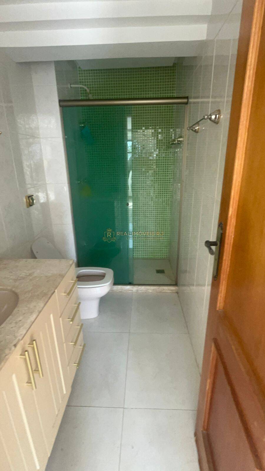 Apartamento para alugar com 3 quartos, 360m² - Foto 32
