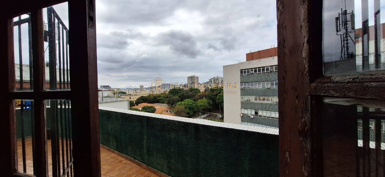 Cobertura à venda com 2 quartos, 151m² - Foto 1