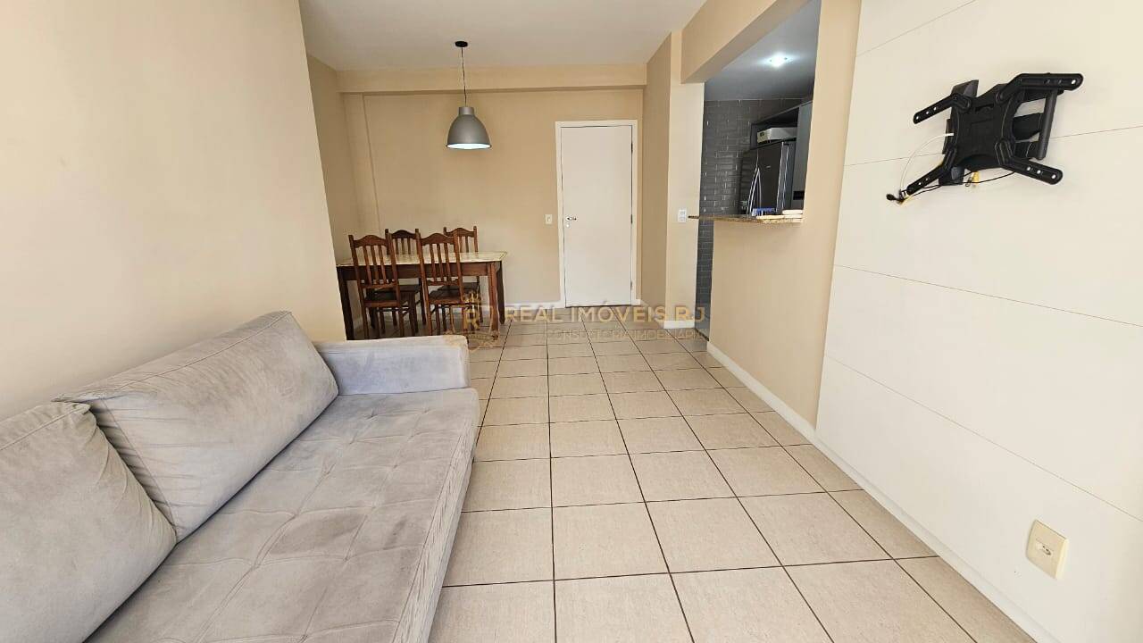 Apartamento para alugar com 2 quartos, 78m² - Foto 4