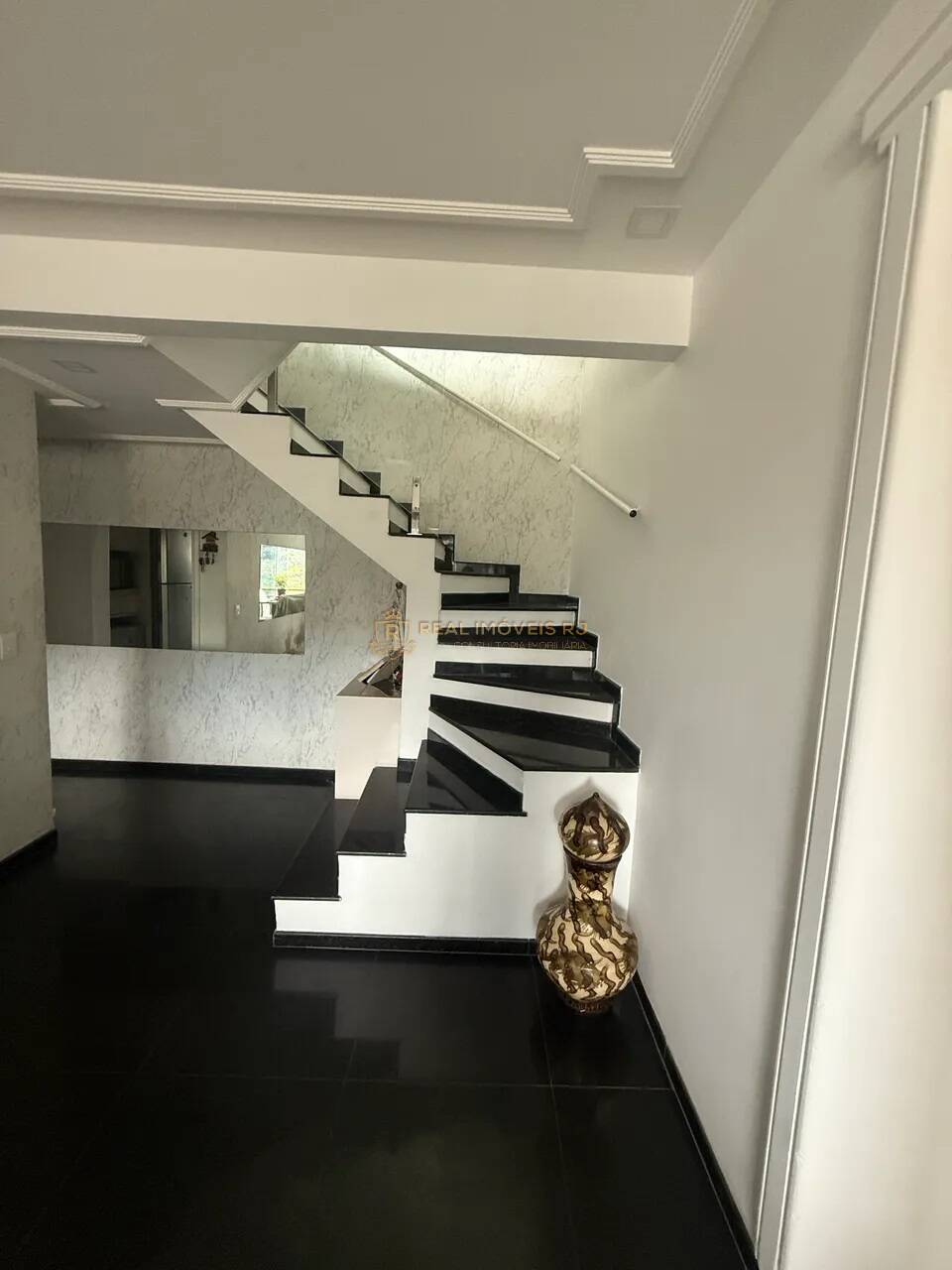 Cobertura, 3 quartos, 210 m² - Foto 5