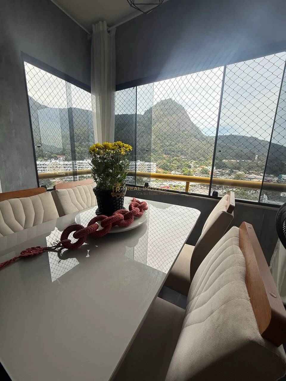 Cobertura, 3 quartos, 210 m² - Foto 1