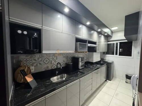 Apartamento à venda com 2 quartos, 57m² - Foto 4