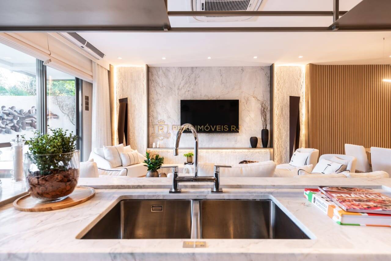 Casa, 3 quartos, 320 m² - Foto 17