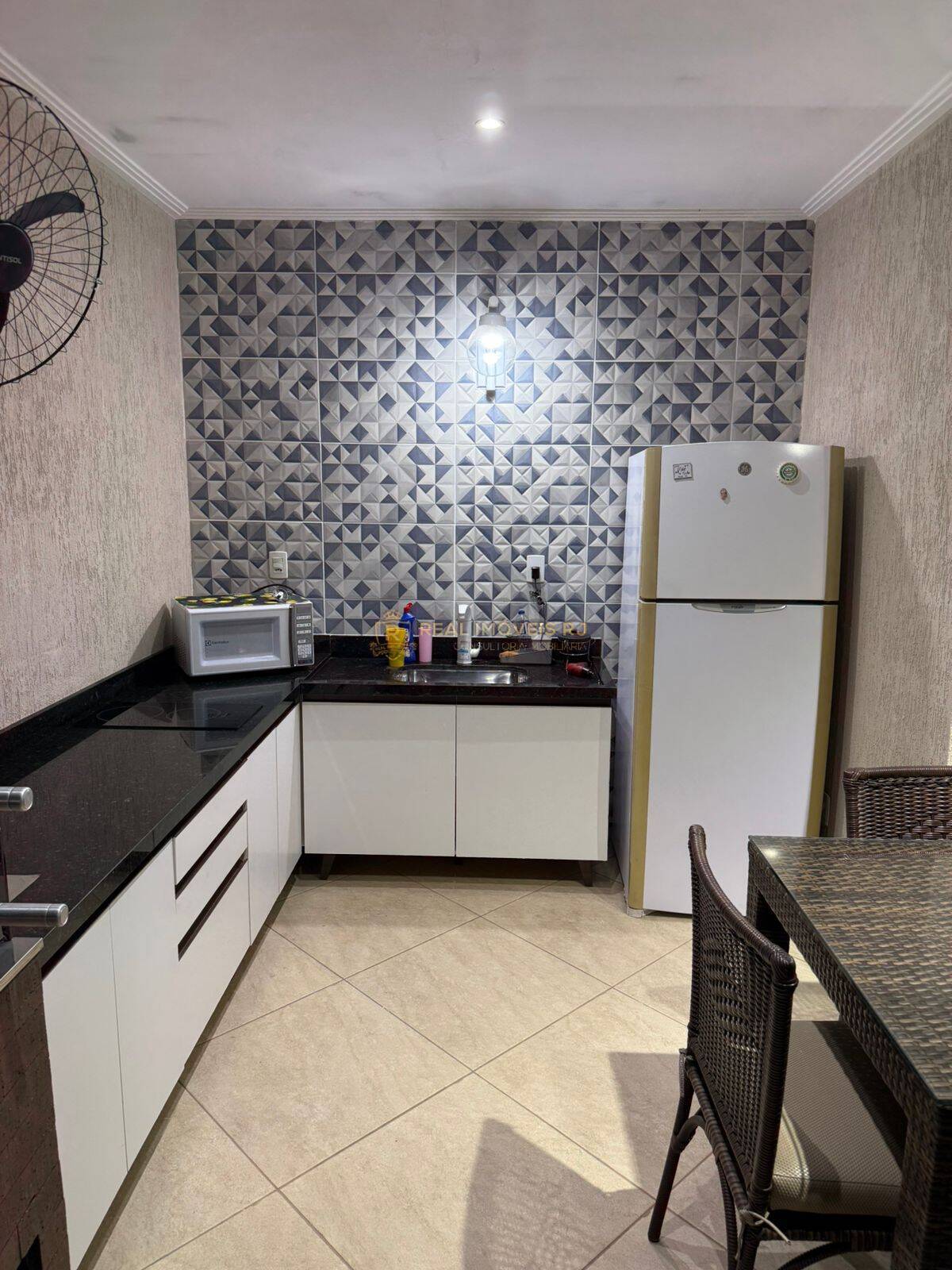 Casa, 3 quartos, 200 m² - Foto 6