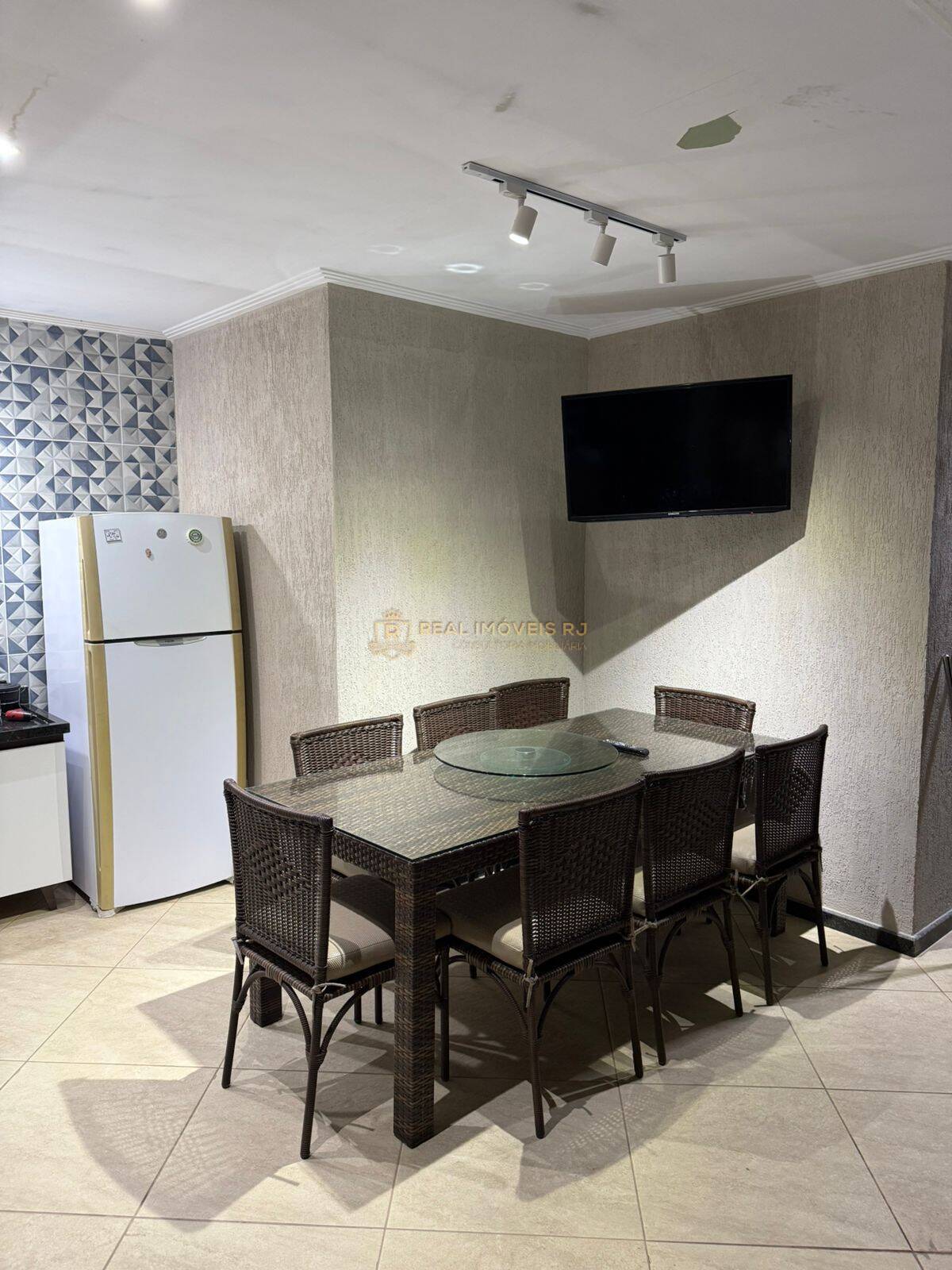 Casa, 3 quartos, 200 m² - Foto 11