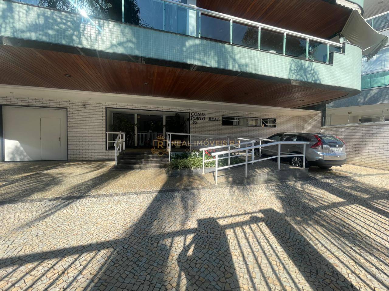 Cobertura, 3 quartos, 210 m² - Foto 2