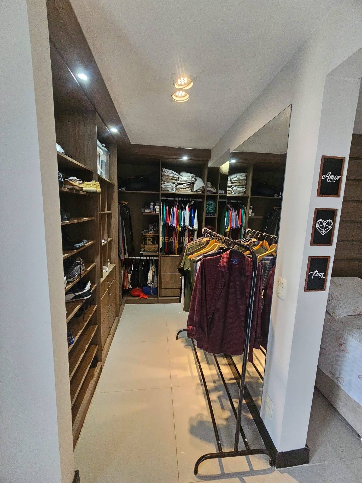 Apartamento, 3 quartos, 250 m² - Foto 12