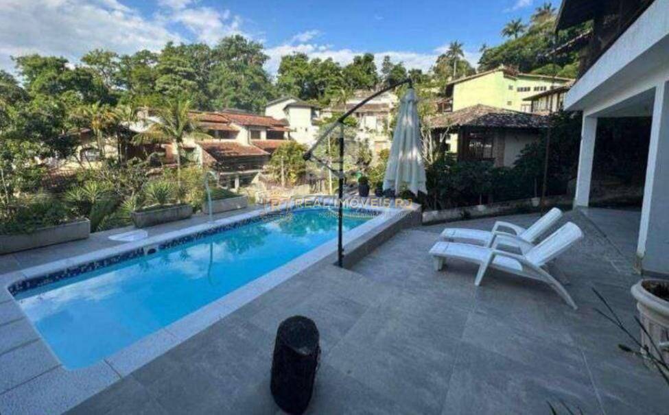 Casa, 4 quartos, 370 m² - Foto 1