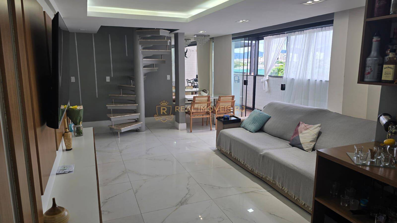 Cobertura, 3 quartos, 178 m² - Foto 2
