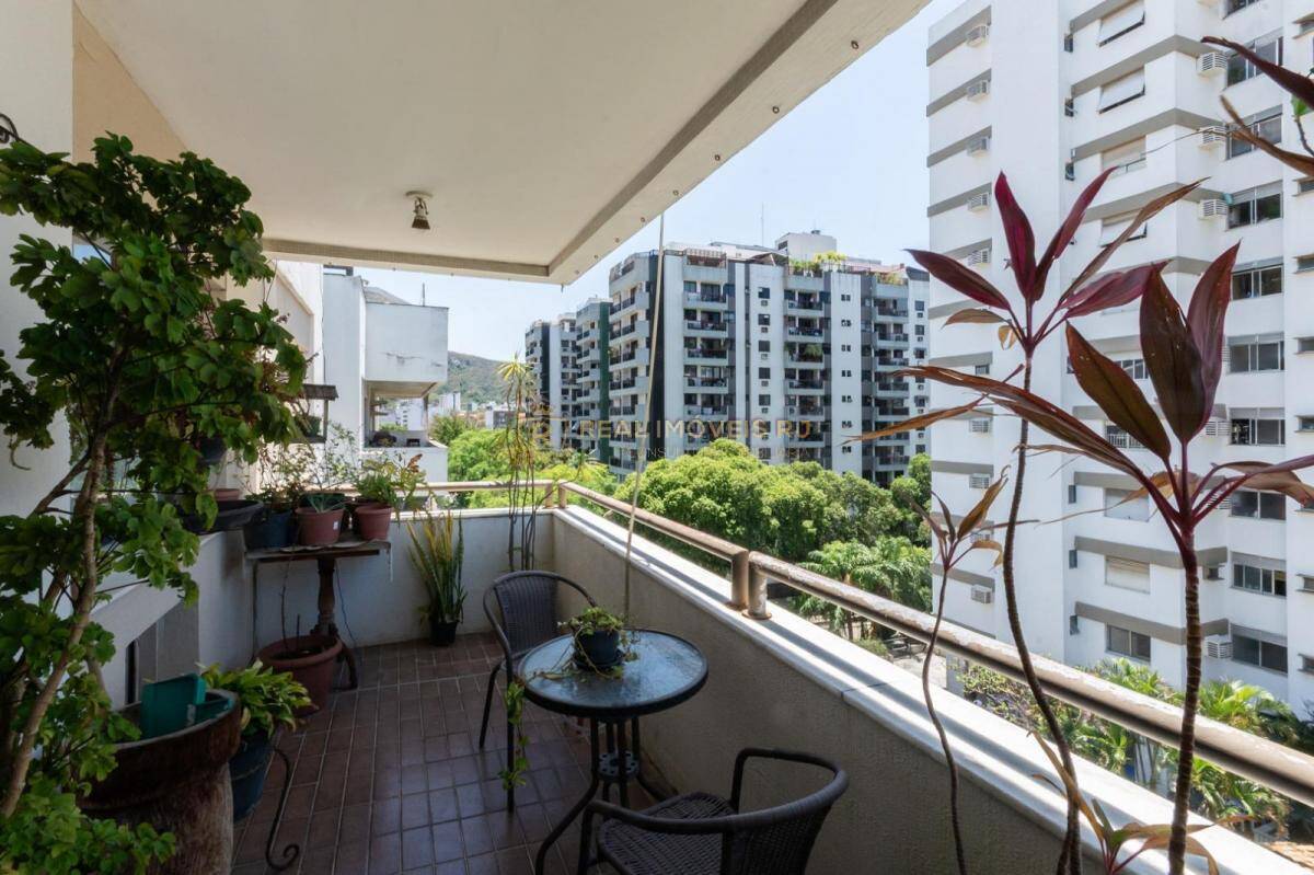 Apartamento, 3 quartos, 210 m² - Foto 4