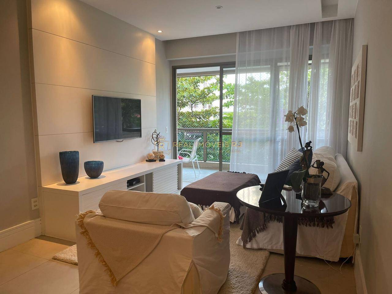 Apartamento, 3 quartos, 160 m² - Foto 2