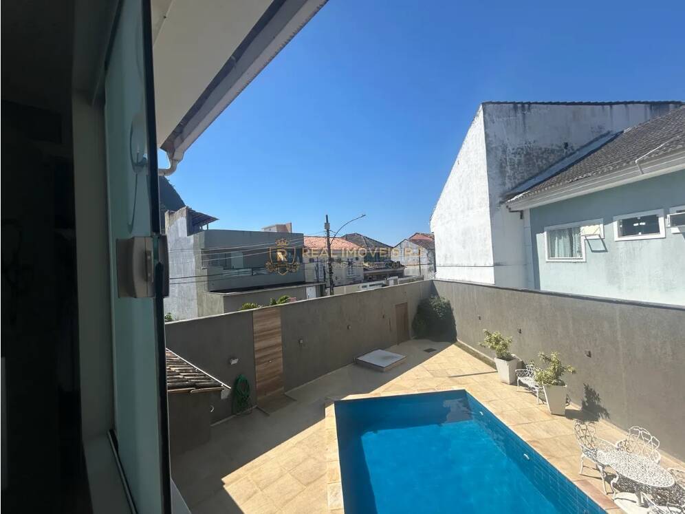 Casa, 3 quartos, 280 m² - Foto 1