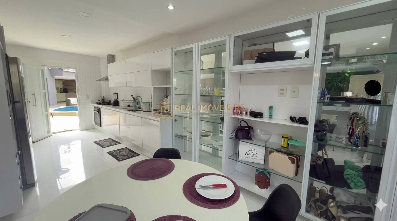 Casa, 3 quartos, 280 m² - Foto 15