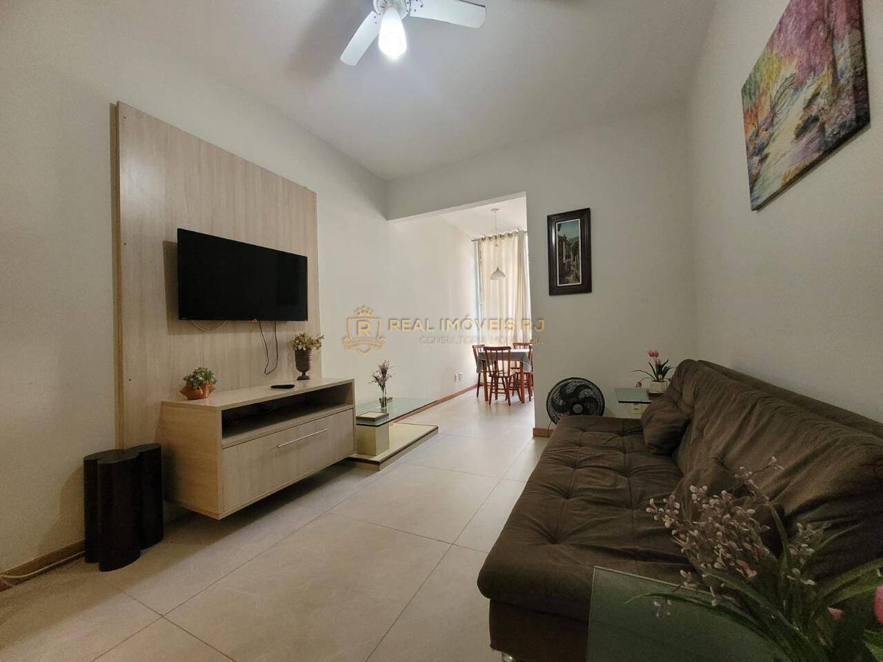 Apartamento, 3 quartos, 100 m² - Foto 1