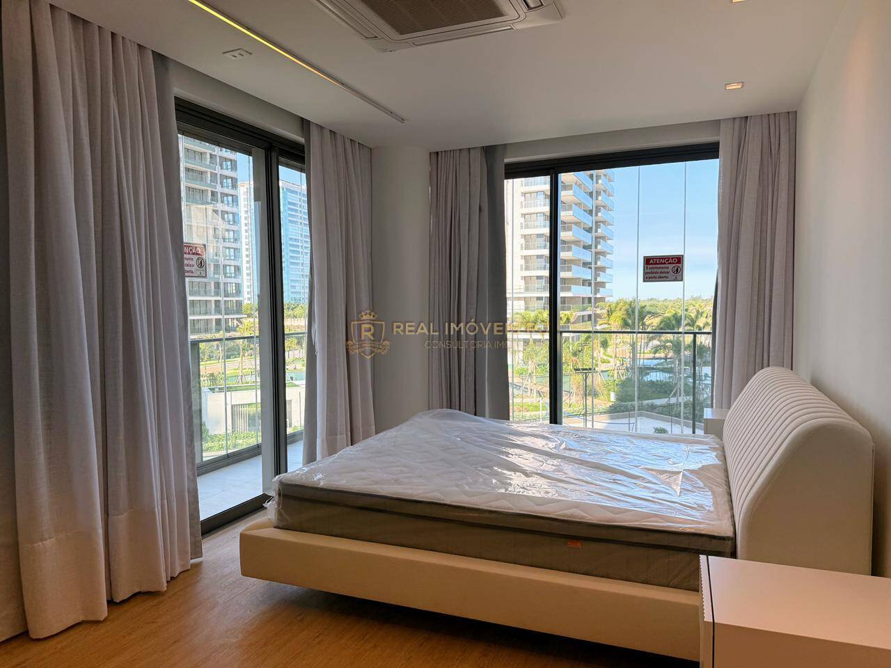 Apartamento, 4 quartos, 238 m² - Foto 9